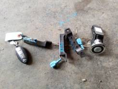 Кнопка запуска двигателя. Infiniti M37, Y51 Nissan Fuga, KY51, KNY51 Двигатель VQ37VHR