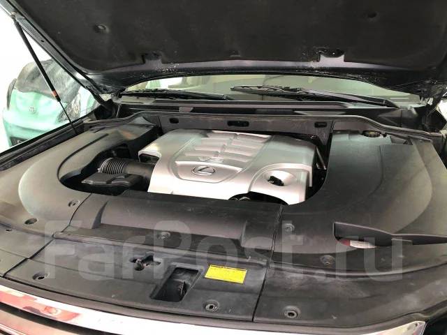 Lexus LX570. �������, 4wd, 5.7 (367��.�.), ������, 194 000����. �� ����