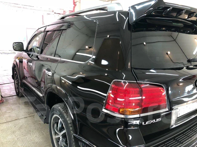 Lexus LX570. �������, 4wd, 5.7 (367��.�.), ������, 194 000����. �� ����