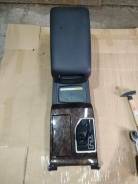 Подлокотник. Toyota Camry, ASV50, GSV50 Двигатели: 2ARFE, 2GRFE
