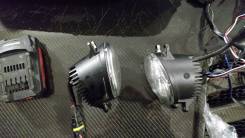 Фара противотуманная. Toyota: Allion, Prius C, Corolla, Estima, Tarago, Isis, Vellfire, Land Cruiser Prado, Alphard, Premio, Esquire, Mark X, Vitz, Co...