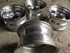 Bridgestone Alpha. 8.0x15", 6x139.7, ET-20 ����