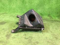 Корпус воздушного фильтра. Subaru Forester, SF9, SG5 Subaru Legacy, BD4, BD5, BD9, BE5, BG4, BG5, BG9, BGA, BGC, BH5, BH9, BHC Subaru Impreza, GC8, GD...