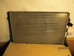 Радиатор охлаждения двигателя. Volkswagen: Passat, Eos, Jetta, Golf, Scirocco Seat Toledo, 5P2 Seat Altea, 5P1, 5P5 Seat Leon, 1P1 Audi S3, 8P1, 8PA A...