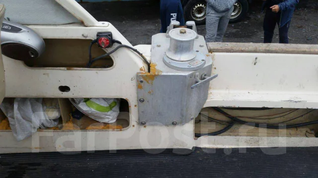 Yamaha F-26. 1995 ���, ����� 8��., ��������� ���������, ������ ����