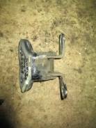 Крепление двери. Toyota: Allion, Crown, ist, Mark X Zio, Prius C, Avensis, Corolla, Passo Sette, Probox, Vanguard, Caldina, Prius PHV, WiLL Cypha, Lan...