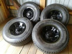 Отличный комплект штамповки от Toyota на резине 255/70/R15. 7.0x15" 6x139.70 ET0