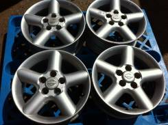 Nissan. 6.5x16", 5x114.30, ET40, ЦО 66,1 мм.