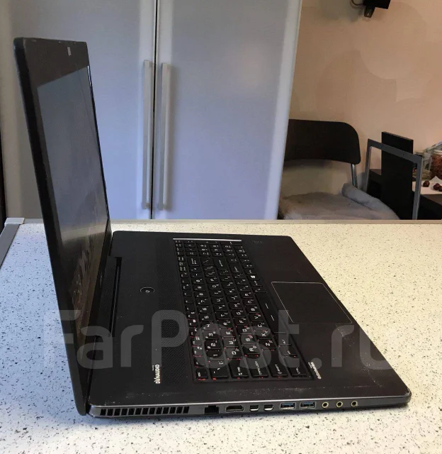 MSI GS70 2PC Stealth. 17.3", 3,5����, ��� 8 ��, ���� 1 000���, WiFi: 1, Bluetooth: 1, ����������� �� 3��. ����