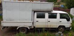 Toyota Dyna. Продам грузовик с будкой, 4 200 куб. см., 2 500 кг.