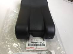 Крышка петли сиденья. Lexus LX450d, URJ201, VDJ201 Lexus LX460, URJ201, VDJ201 Lexus LX570, URJ201, VDJ201, URJ201W Toyota Land Cruiser, GRJ200, URJ20...