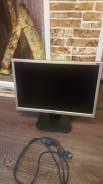 LG. 19", технология ЖК (LCD)