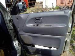 Обшивка двери. Toyota Town Ace, CR42V