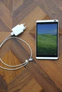Huawei MediaPad M1 ����