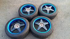 Sparco. 8.0/9.0x17", 5x114.30, ET32/39, ЦО 74,0 мм.