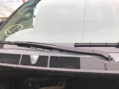 Решетка под дворники. Toyota Sequoia, UCK60, UCK60L, UCK65, UCK65L, UPK60, UPK60L, UPK65, UPK65L, USK60, USK65 Toyota Tundra, GSK50, GSK51, UCK50, UCK...