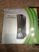 Microsoft Xbox 360 Slim ����