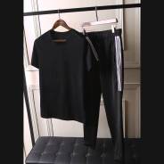 Костюмы спортивные. 50