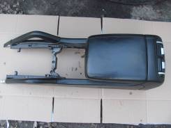 Подлокотник. Porsche Cayenne, 955 Двигатели: M4800, M4801, M4802, M4850, M4850S, M4851, M4852