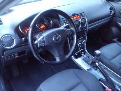 Mazda. С водителем