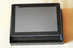 Asus Transformer Pad TF300TG ����