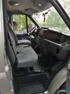 Ford Transit. Ford Tranzit, 2 200 куб. см., 8 мест