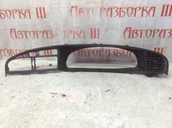 Рамка щитка приборов Toyota Camry Prominent