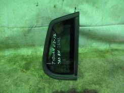 Стекло боковое. Volkswagen Tiguan, 5N1, 5N2 Двигатели: BWK, CAVA, CAVD, CAWA, CAWB, CAXA, CBAA, CBAB, CCTA, CCZA, CCZB, CCZC, CCZD, CFFA, CFFB, CFFD...