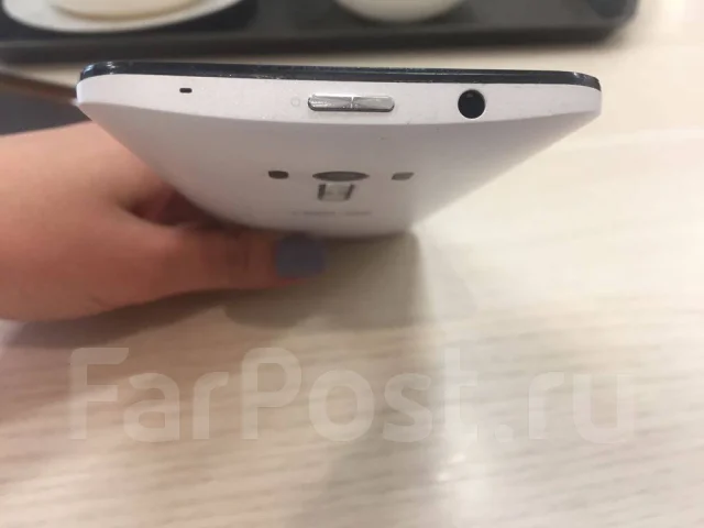 Asus ZenFone Selfie. �/�, �����, 3G, 4G LTE, Dual-SIM ����