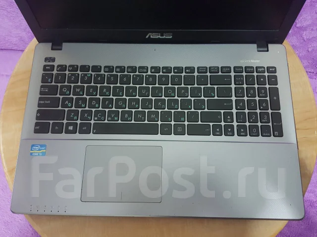 Asus X550CA-XO097H. 15.6", 1,8����, ��� 4 ��, ���� 700���, WiFi: 1, Bluetooth: 1, ����������� �� 5��. ����