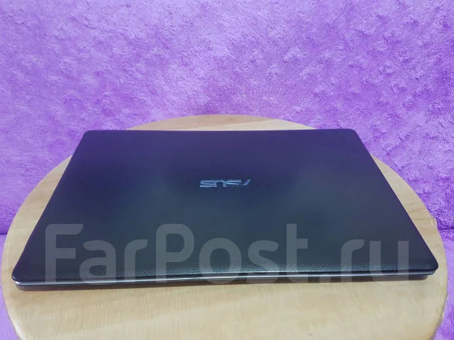 Asus X550CA-XO097H. 15.6", 1,8����, ��� 4 ��, ���� 700���, WiFi: 1, Bluetooth: 1, ����������� �� 5��. ����