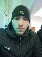 Грузчик.