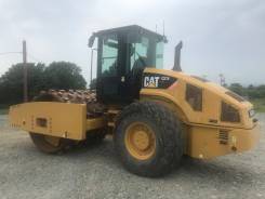 Caterpillar. Продажа виброкатка CS76XT во Владивостоке, 6 600 куб. см.