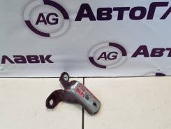 Крепление двери. Toyota: Windom, Corona, Prius C, iQ, Avensis, Sprinter Trueno, Corolla, Probox, Altezza, Raum, Sprinter, Mark II Wagon Blit, Caldina...