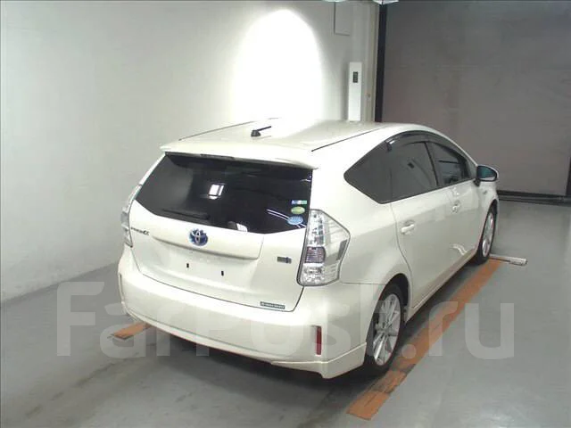 Toyota Prius a. 2ZR ����