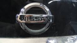 Эмблема. Nissan Teana