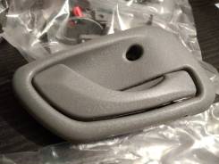 Ручка двери внутренняя. Suzuki Vitara Suzuki Escudo, TD52W, TA52W, TA11W, TD01W, TA01W, TA01V, AT01W, TA02W, TD11W, TD02W, TA01R, TD61W, TD62W, TD32W...
