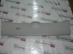 Обшивка двери багажника. Toyota Harrier, MCU35, MCU35W Lexus RX330, MCU35