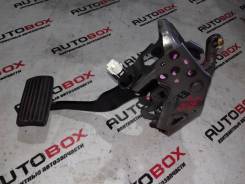 Концевик под педаль тормоза. Honda: Accord, Accord Tourer, Stream, Airwave, Civic, Fit Aria, Crossroad, Freed, Partner, Elysion, CR-V, Odyssey, Civic...