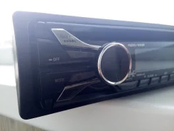 Sony CDX-GT560UE ����