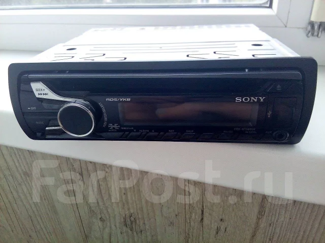 Sony CDX-GT560UE ����