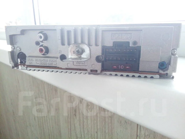 Sony CDX-GT560UE ����
