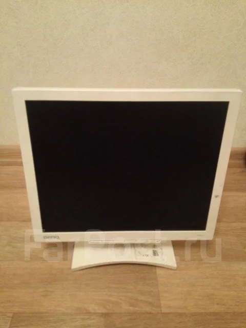 BenQ. 19" ����