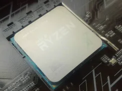 AMD Ryzen 7 1700X ����