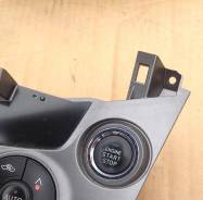 Кнопка запуска двигателя. Toyota RAV4, ACA31, ACA31W, ACA36, ACA36W Двигатель 2AZFE