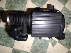 Корпус воздушного фильтра. Suzuki Escudo, TD52W, TA52W, TD62W, TD32W, TA02W, TD02W, TL52W Двигатели: J20A, H25A, RF, G16A