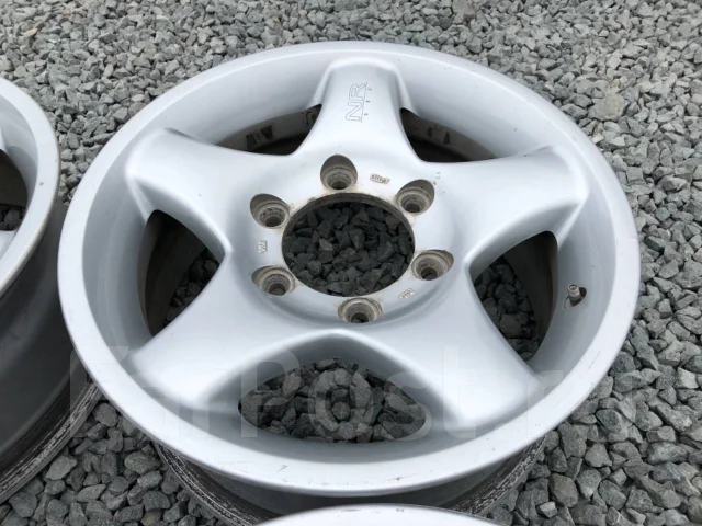 Bridgestone NR-595. 6.5x15", 6x139.7, ET30 ����
