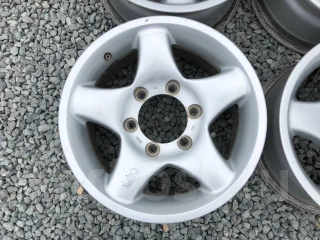 Bridgestone NR-595. 6.5x15", 6x139.7, ET30 ����