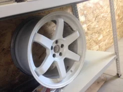 RAYS VOLK RACING TE37. 9.0x18", 5x100, ET34 ����