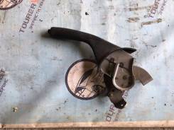Ручка ручника. Toyota RAV4, ACA20, ACA20W, ACA21, ACA21W, CLA20, CLA21, ZCA25, ZCA25W, ZCA26, ZCA26W Двигатели: 1AZFE, 1AZFSE, 1CDFTV, 1ZZFE